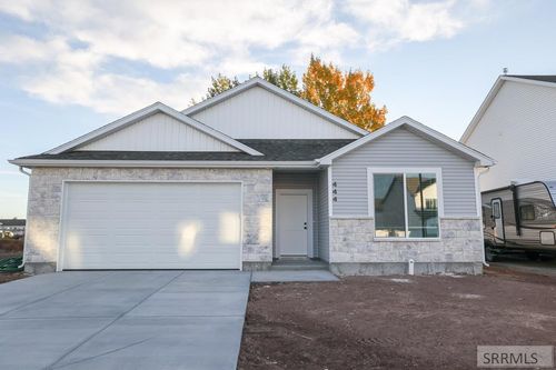 444 Church St, Ammon, ID, 83401-3918 | Card Image
