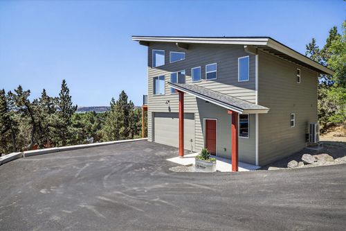 11619 Nw King Ave, Prineville, OR, 97754-8519 | Card Image