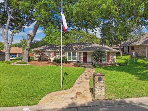 109 Crestwood Dr, Rockwall, TX, 75087-3203 | Card Image