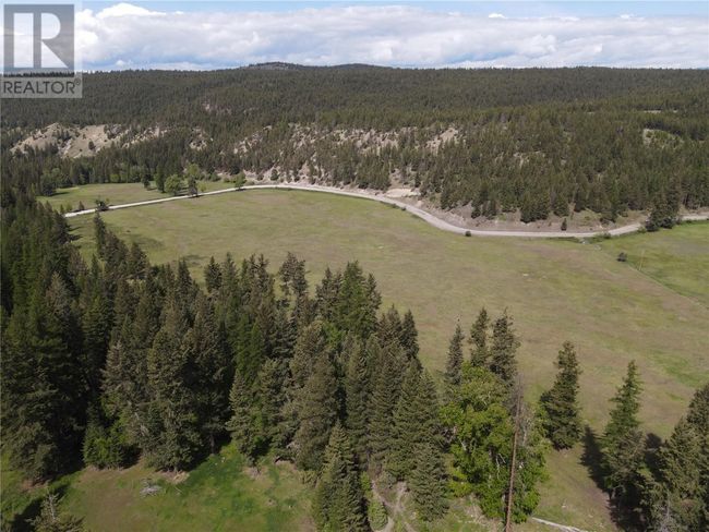 5888 Lazy Lake Rd, Home with 4 bedrooms, 2 bathrooms and null parking in Wasa BC | Image 15