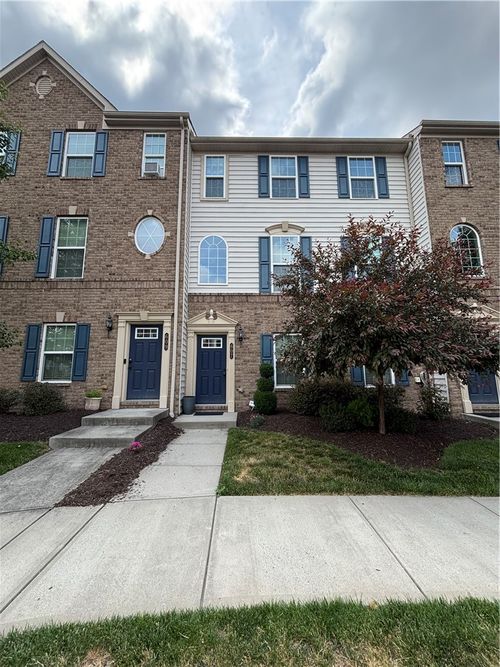 607 Shelley Ln, Wexford, PA, 15090-1517 | Card Image