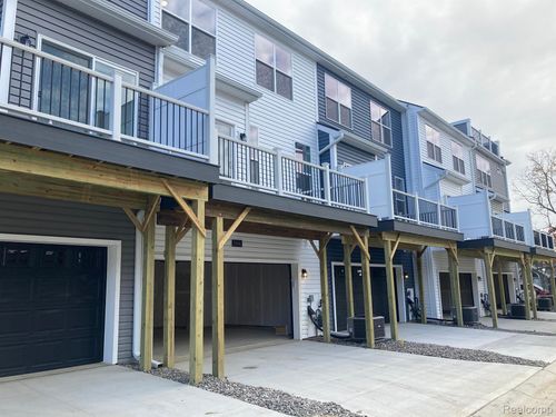 2908 Rayfield Ave, Ann Arbor, MI, 48105-2298 | Card Image