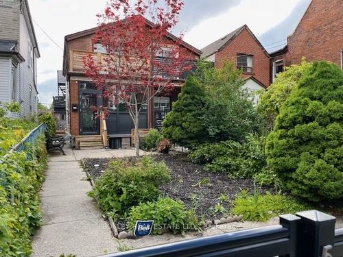 lower-519 Crawford St, Toronto, ON, M6G3J9 | Card Image