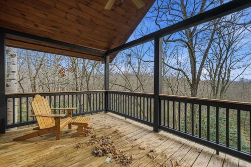 648 Stuart Mountain Rd, Mineral Bluff, GA, 30559-2204 | Card Image