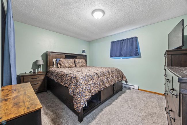 Master Bedroom | Image 11