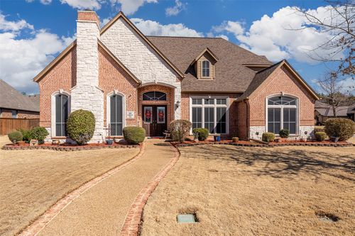 910 Cumberland Trl, Mansfield, TX, 76063-6350 | Card Image