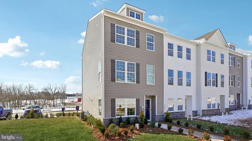 560 Swamp Creek Rd, BECHTELSVILLE, PA, 19505-9258 | Card Image