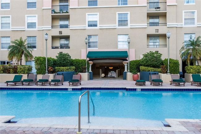 APT-3302 - 520 Se 5 Th Ave, Condo with 3 bedrooms, 2 bathrooms and null parking in Fort Lauderdale FL | Image 33
