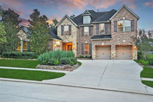 207 Fox Squirrel Ct, Pinehurst, TX, 77362-4132 | Card Image