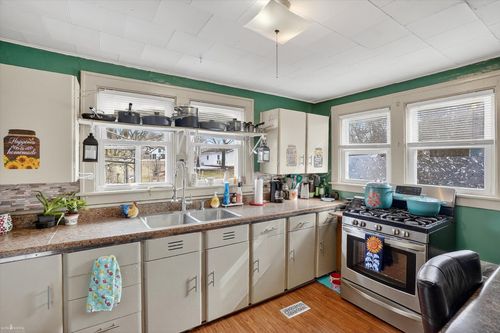 134 Prairie St, Lyons, MI, 48851-5107 | Card Image