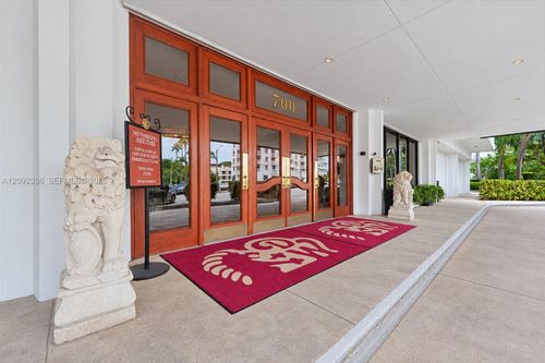 814-700 Biltmore Way, Coral Gables, FL, 33134 | Card Image