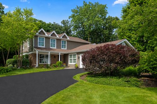 6 Deer Run, Lincolnshire, IL, 60069-4019 | Card Image