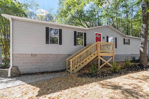 131 Blalock St, Holly Springs, NC, 27540-9220 | Card Image