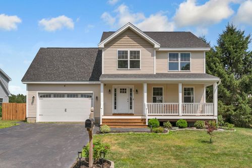 22 Cumberland Ln, Gorham, ME, 04038-1329 | Card Image