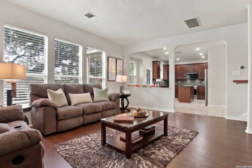 7618 Presidio Crst, Boerne, TX, 78015-6558 | Card Image