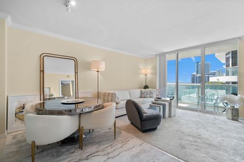 1706-347 N New River Dr E, Fort Lauderdale, FL, 33301-3131 | Card Image