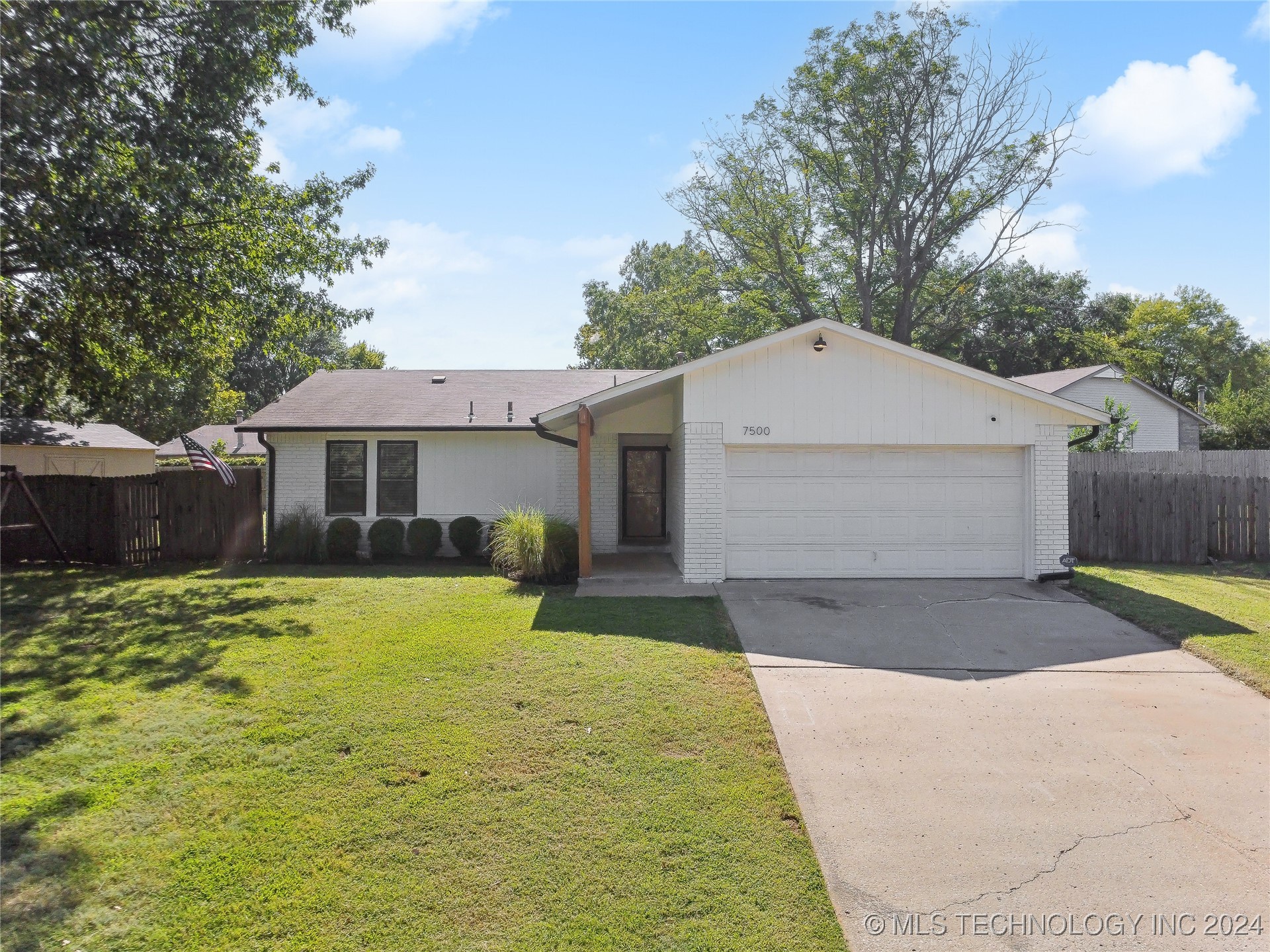 Juniper Pl, Broken Arrow, OK 74011