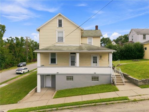 403 Steck St, Greensburg, PA, 15601-4203 | Card Image