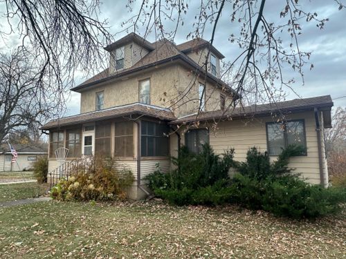 374 Maple St Ne, Mazeppa, MN, 55956-3120 | Card Image