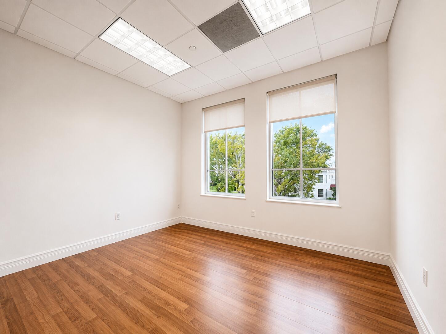 Commercial Lease in Boca Raton 4