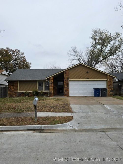 3309 S 139th East Ave, Tulsa, OK, 74134-4261 | Card Image