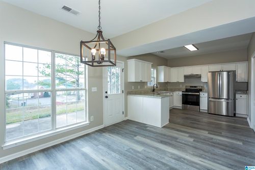 521 Waterford Lake Cir, CALERA, AL, 35040-7642 | Card Image