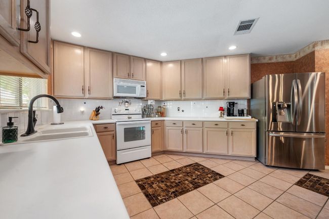 903 E Olympic Dr, House other with 3 bedrooms, 2 bathrooms and 2 parking in Pflugerville TX | Image 16
