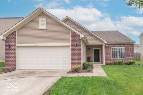 6411 Enclave Blvd, Greenwood, IN, 46143-6263 | Card Image