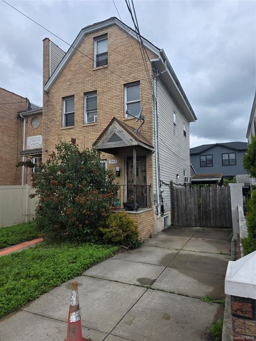19415 120 Avenue, New York, NY, 11412 | Card Image
