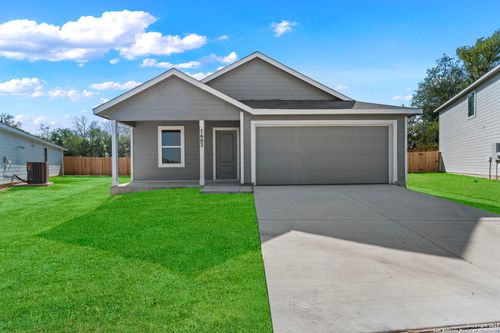 7602 Bohemian Grv, San Antonio, TX, 78227-4108 | Card Image