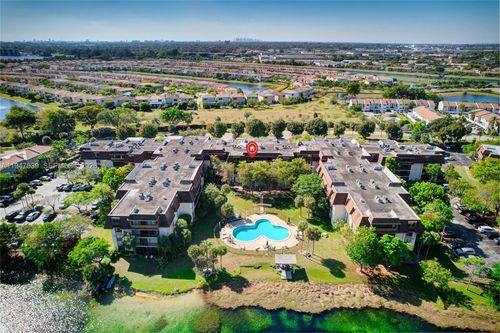 apt-329e-671 Ne 195th St, Miami, FL, 33179-3357 | Card Image