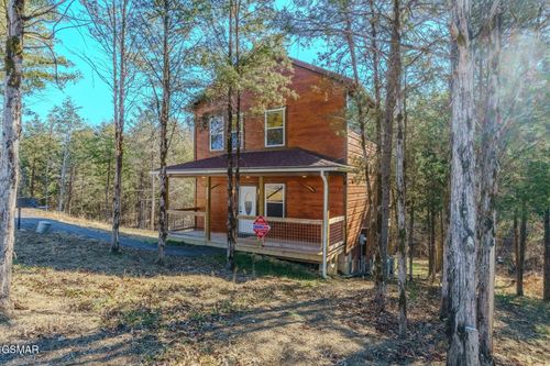 2540 White Timberlake Dr, Sevierville, TN, 37876-1039 | Card Image