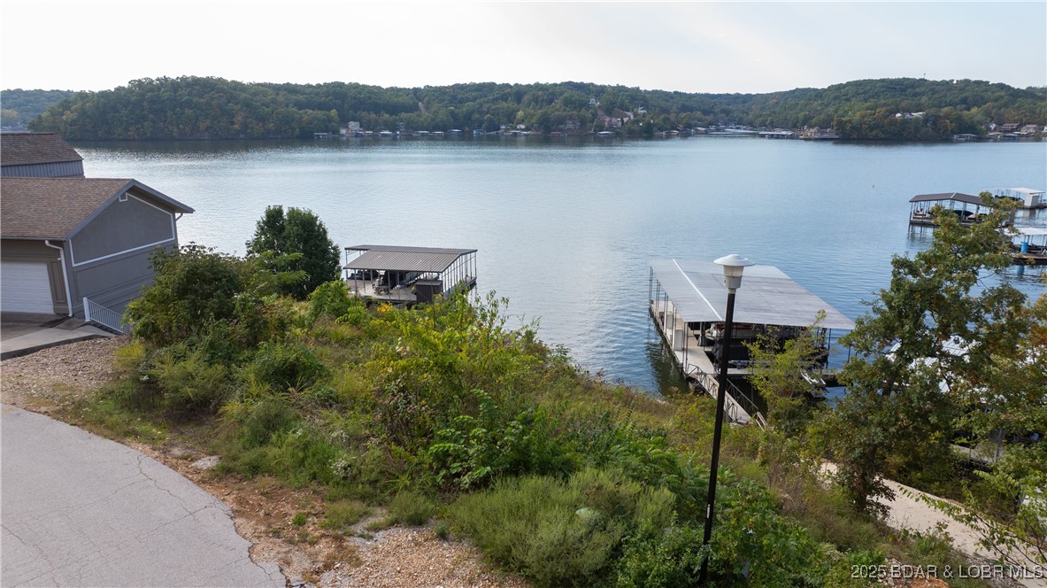 Land in Camdenton 2