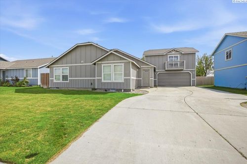 6508 Enzian Falls Dr, Pasco, WA, 99301 | Card Image