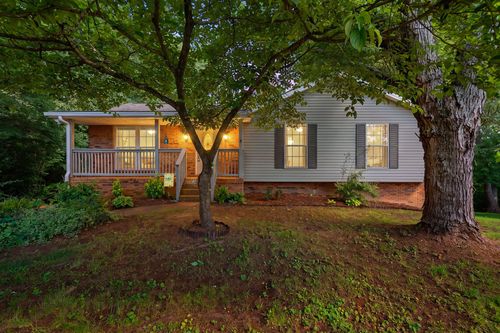 821 Luxemburg Dr, Hermitage, TN, 37076-2312 | Card Image