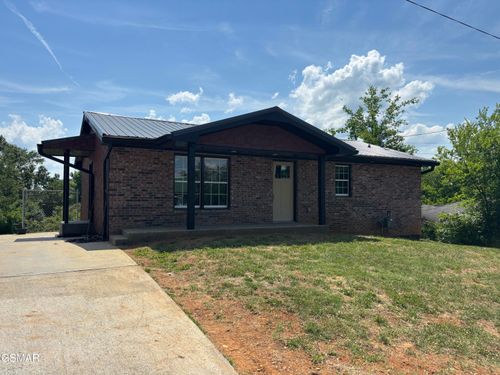 709 8th Street, Newport, TN, 37821 | Card Image