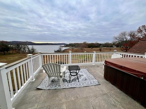 190 Potential Dr, Hollister, MO, 65672-4928 | Card Image