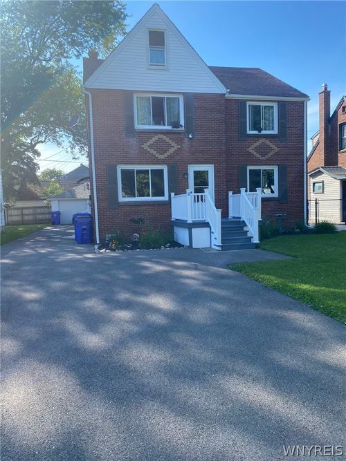 lower-unit-78 Kirkwood Dr, West Seneca, NY, 14224-1804 | Card Image
