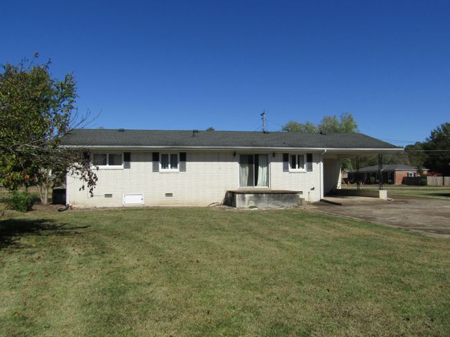 Large Back Yard | Image 4