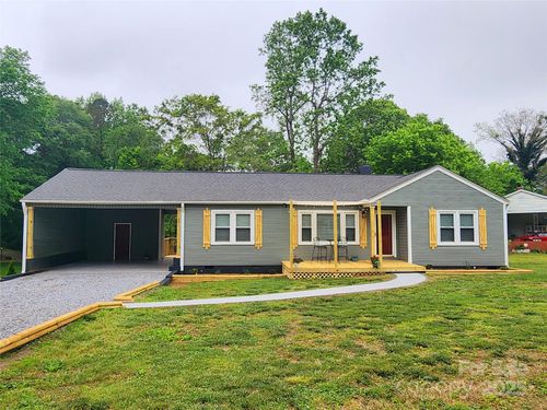 501 N Hawthorne St, Mount Holly, NC, 28120-1736 | Card Image