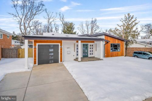 6311 Carnegie Dr, BETHESDA, MD, 20817-1766 | Card Image