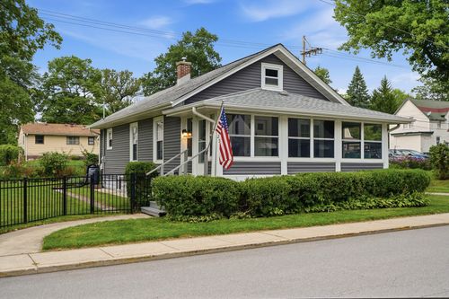 256 Garfield Ave, Valparaiso, IN, 46383-5710 | Card Image