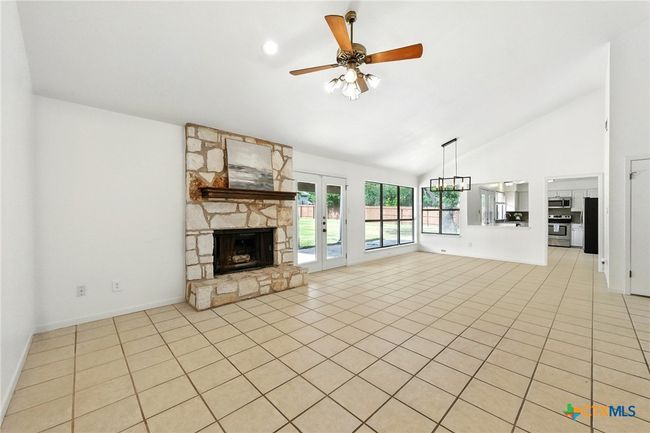 1010 Serenada Dr, House other with 3 bedrooms, 2 bathrooms and null parking in Georgetown TX | Image 11