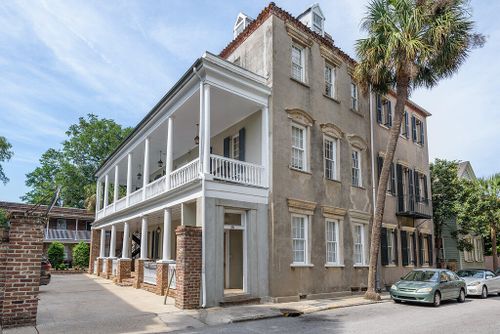 50-46-50 Queen St, Charleston, SC, 29401-2806 | Card Image