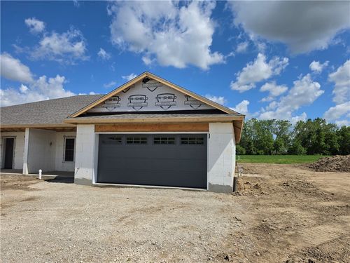 535 Reed Ave, Versailles, OH, 45380-6503 | Card Image