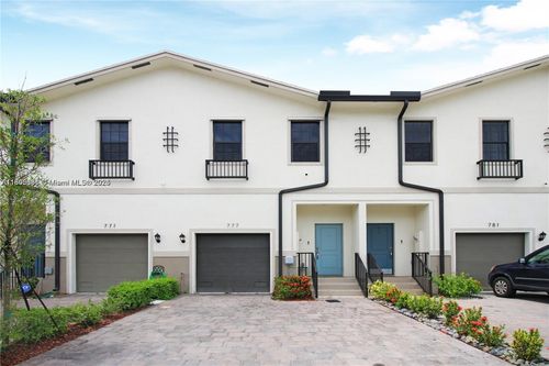 777 Sw 11th St, Florida City, FL, 33034-4890 | Card Image