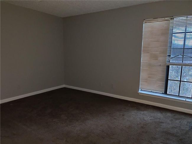 590 Windchase Ln, Condo with 2 bedrooms, 2 bathrooms and 2 parking in Stone Mountain GA | Image 12