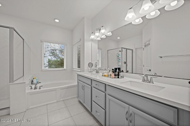 7442 Beach Walk Pl, House other with 3 bedrooms, 3 bathrooms and null parking in JACKSONVILLE FL | Image 25