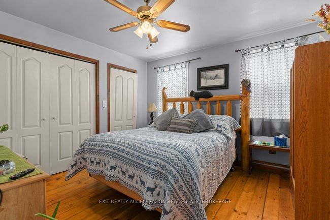 358 Academy St, House other with 3 bedrooms, 2 bathrooms and 4 parking in Newburgh ON | Image 14