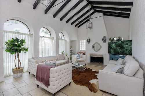 1134-1134 Harrison St, Hollywood, FL, 33019-1510 | Card Image